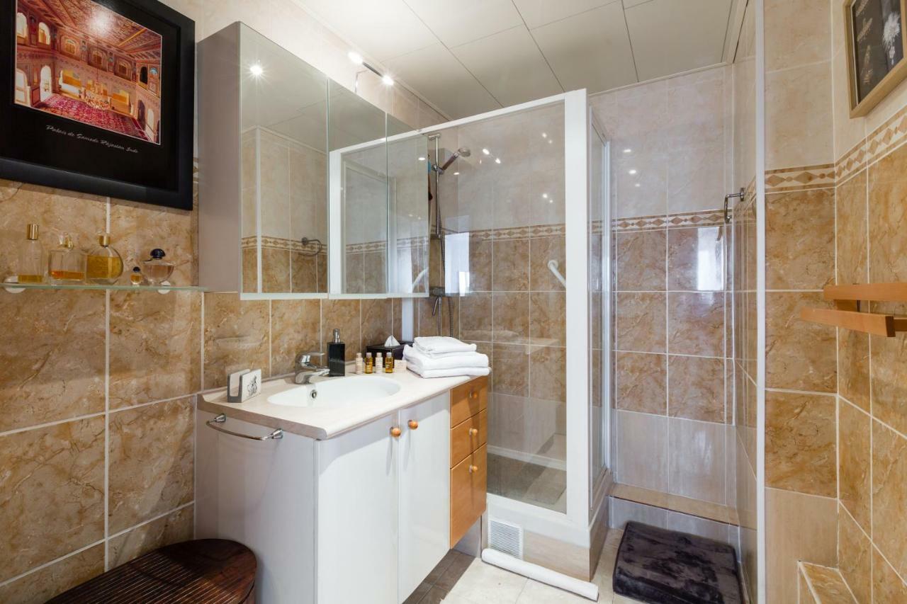 Apartment Veeve - Canal Saint Martin Pad Paris
